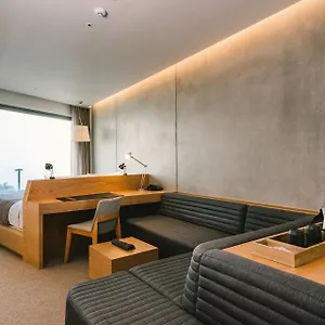 仁川鸟巢酒店 酒店